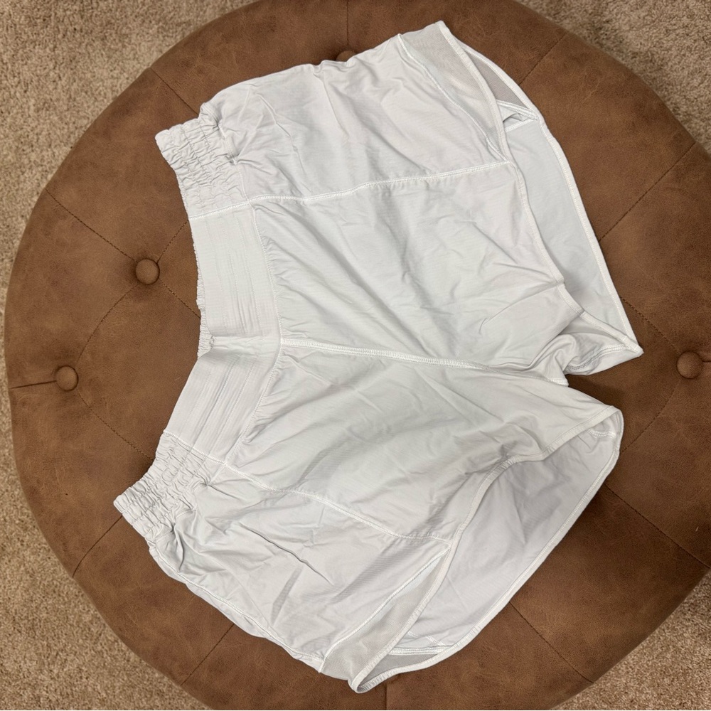 lululemon Hotty Hot Shorts - white